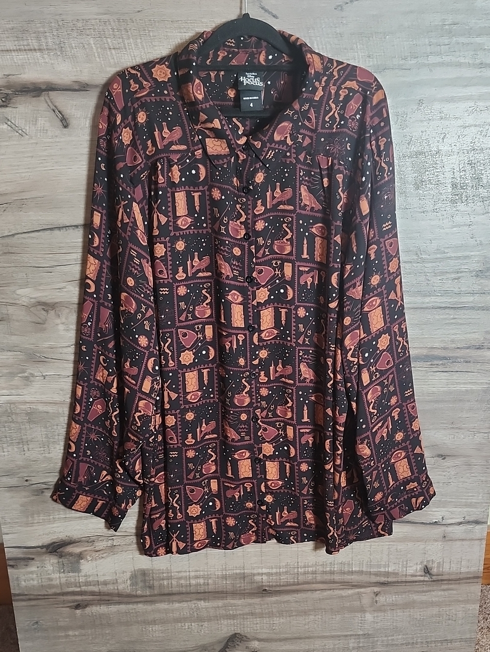 Torrid Walt Disney Hocus Pocus Blouse